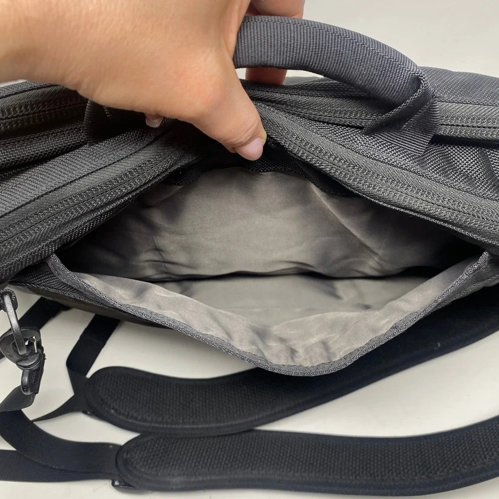 Timbuk2 Medium Messenger Laptop Backpack Black Convertible Commuter Bag